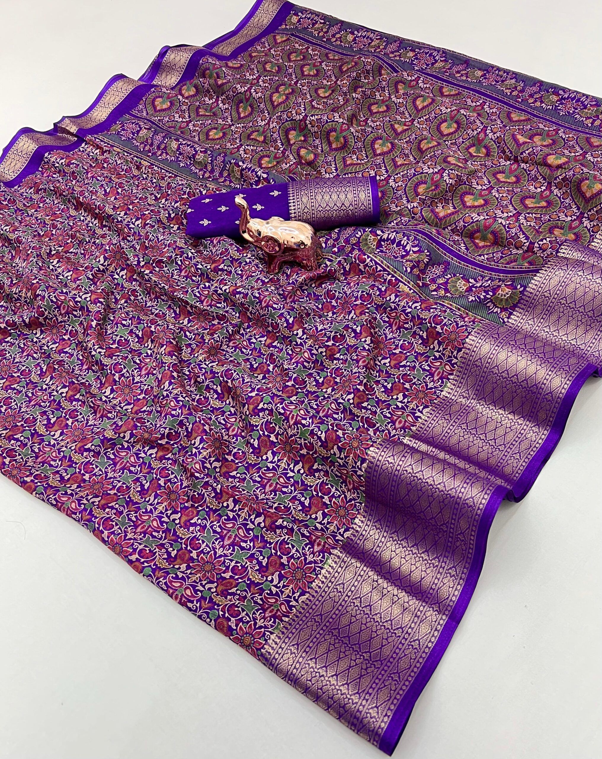 Dolla silk Sarees With Trending Kashmiri Prints (12)