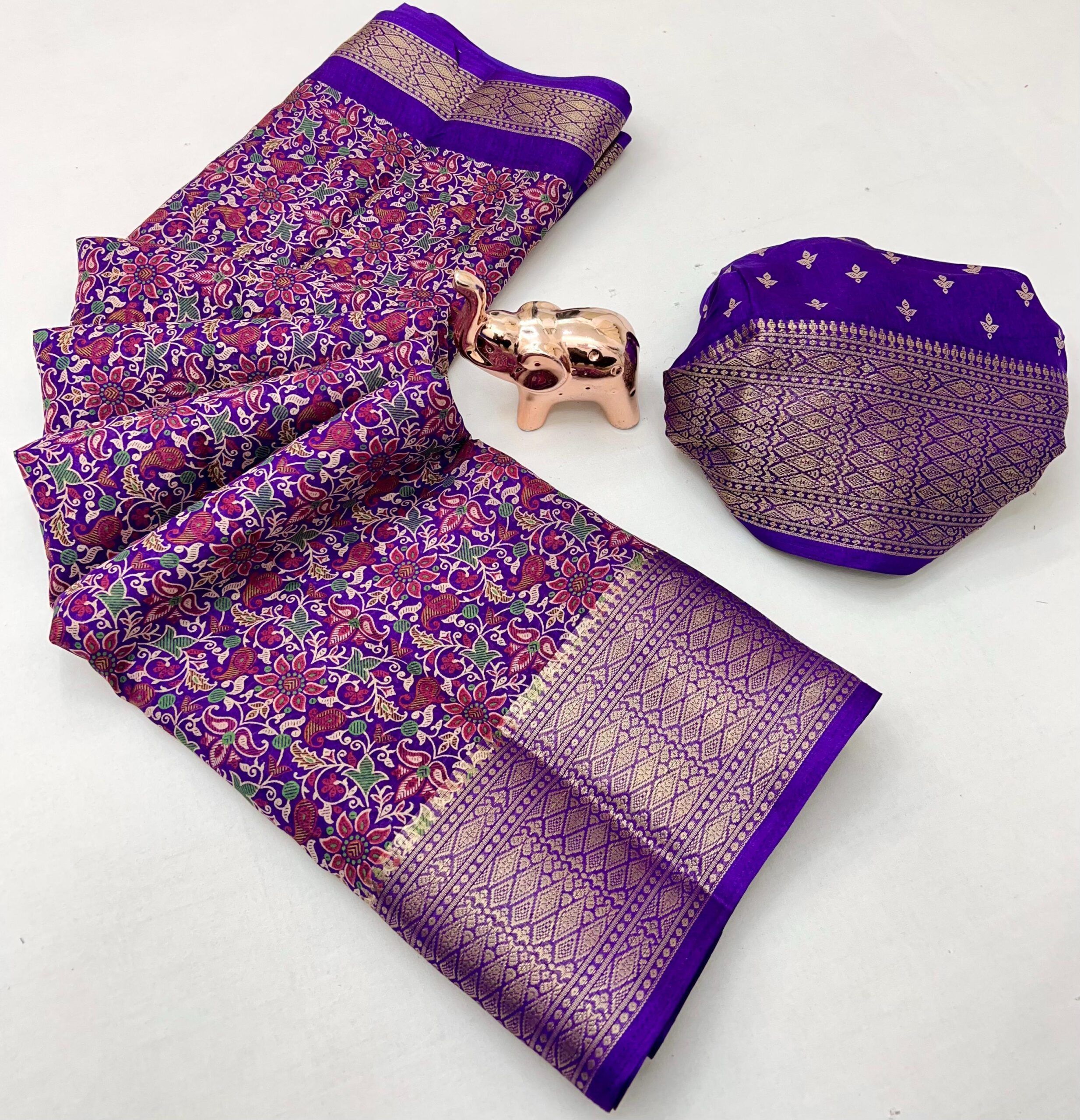 Dolla silk Sarees With Trending Kashmiri Prints (13)