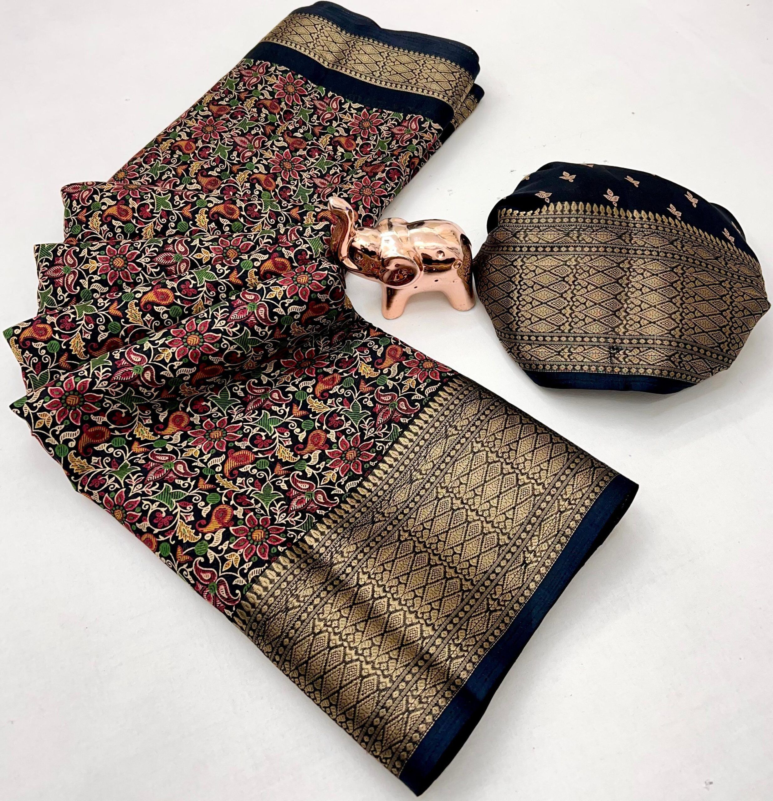 Dolla silk Sarees With Trending Kashmiri Prints (9)