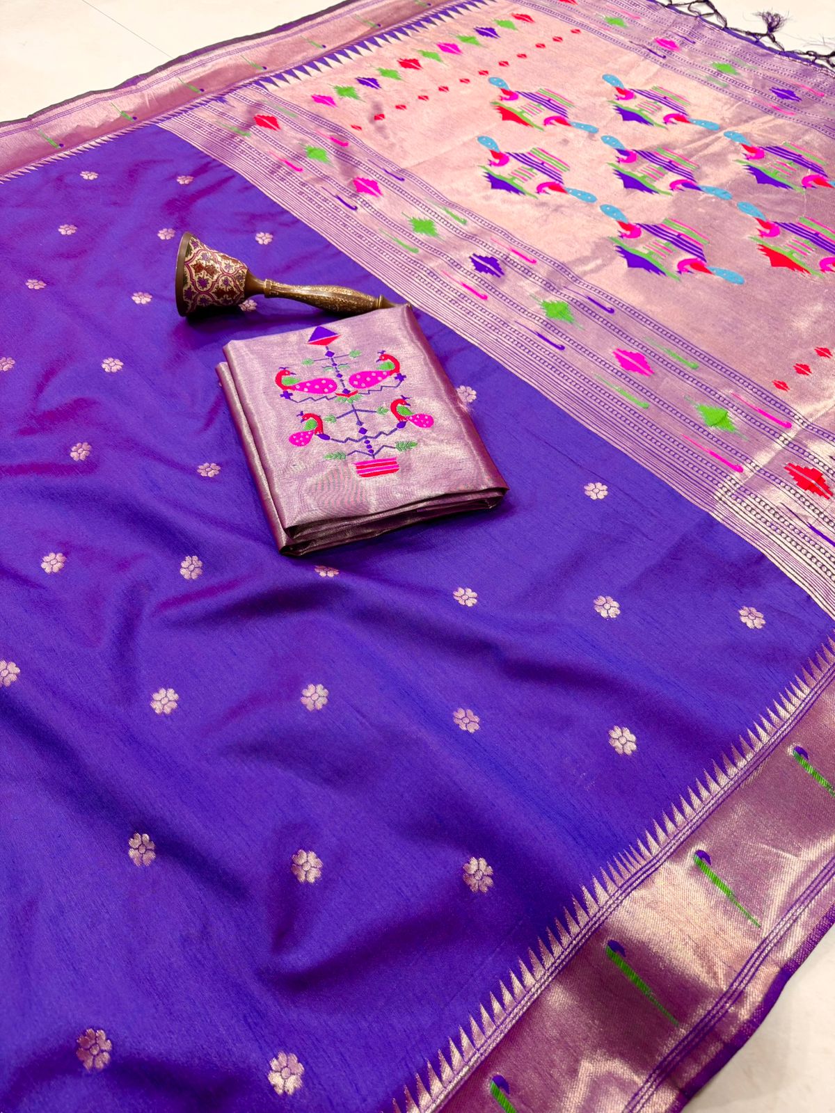 Khadi Raw Silk Weaving Paithani Saree (12)