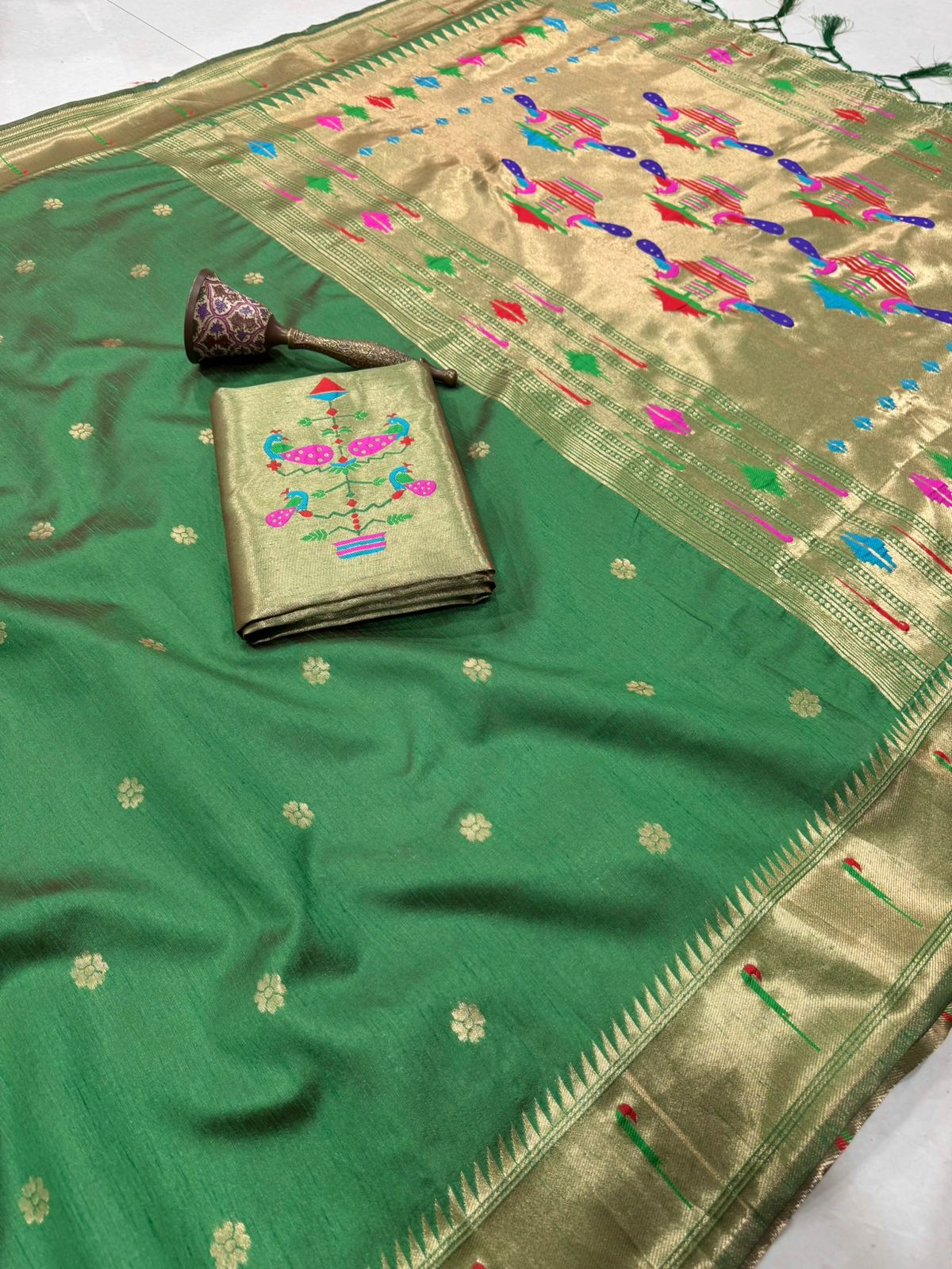 Khadi Raw Silk Weaving Paithani Saree (13)