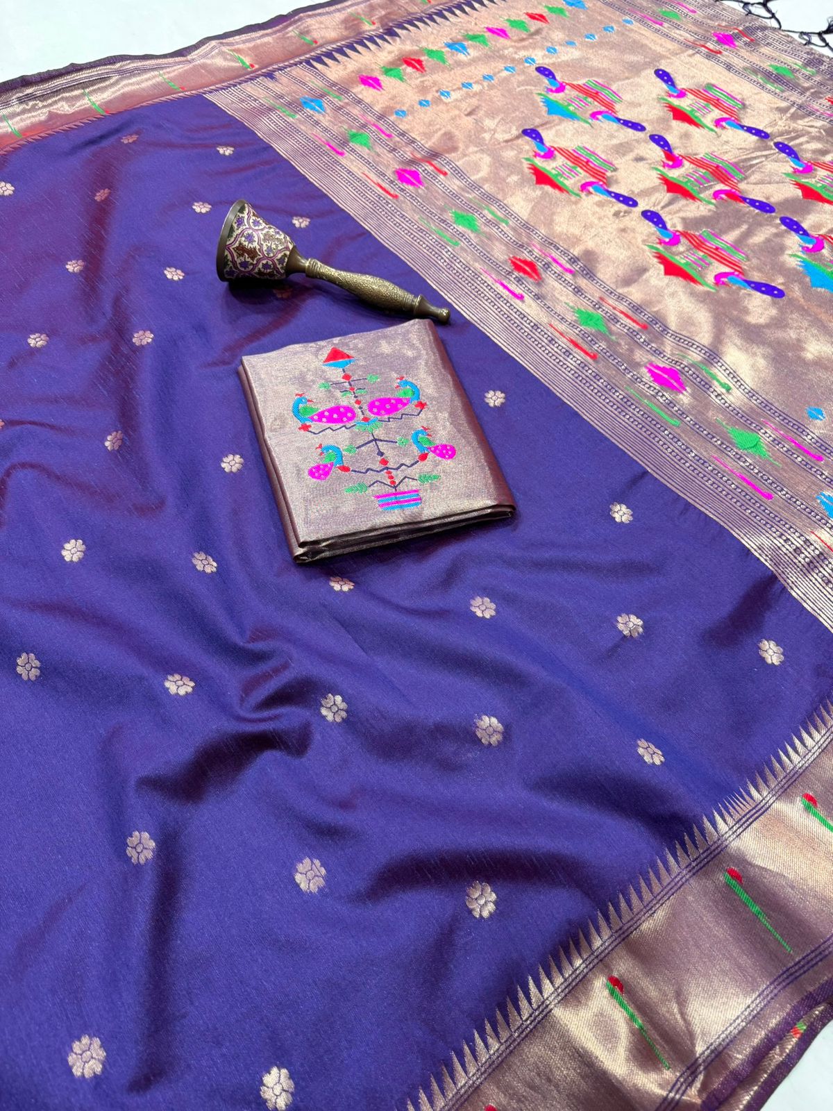 Khadi Raw Silk Weaving Paithani Saree (14)