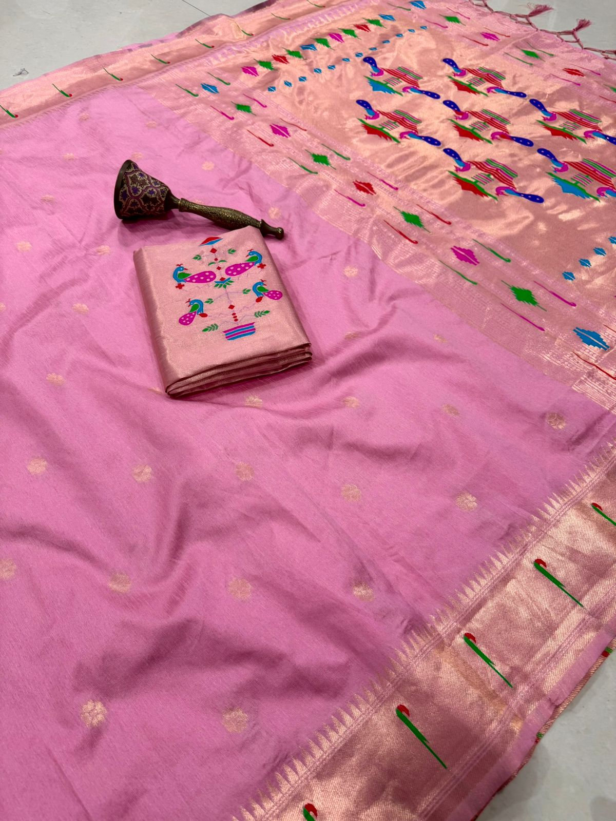 Khadi Raw Silk Weaving Paithani Saree (15)