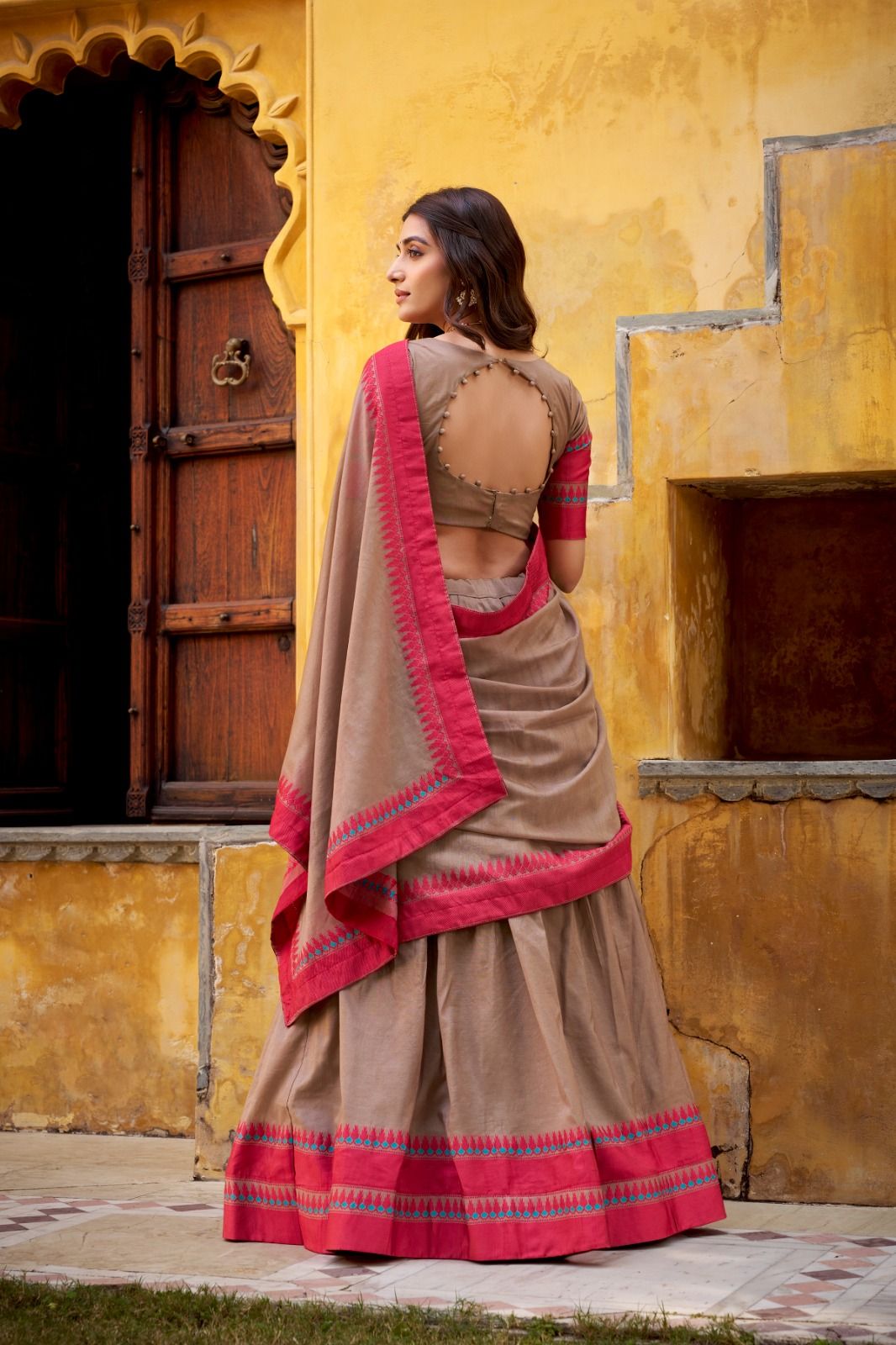 Pure Chanderi Thread Work Lehenga Choli (12)