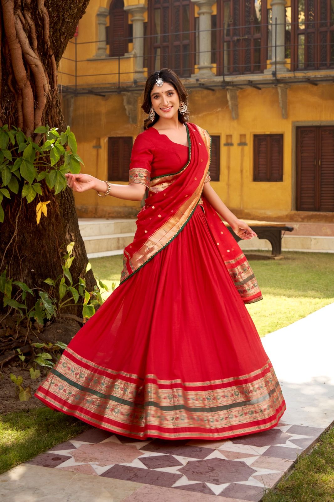 Pure Chanderi Traditional Zari Weaving Lehenga Choli (10)