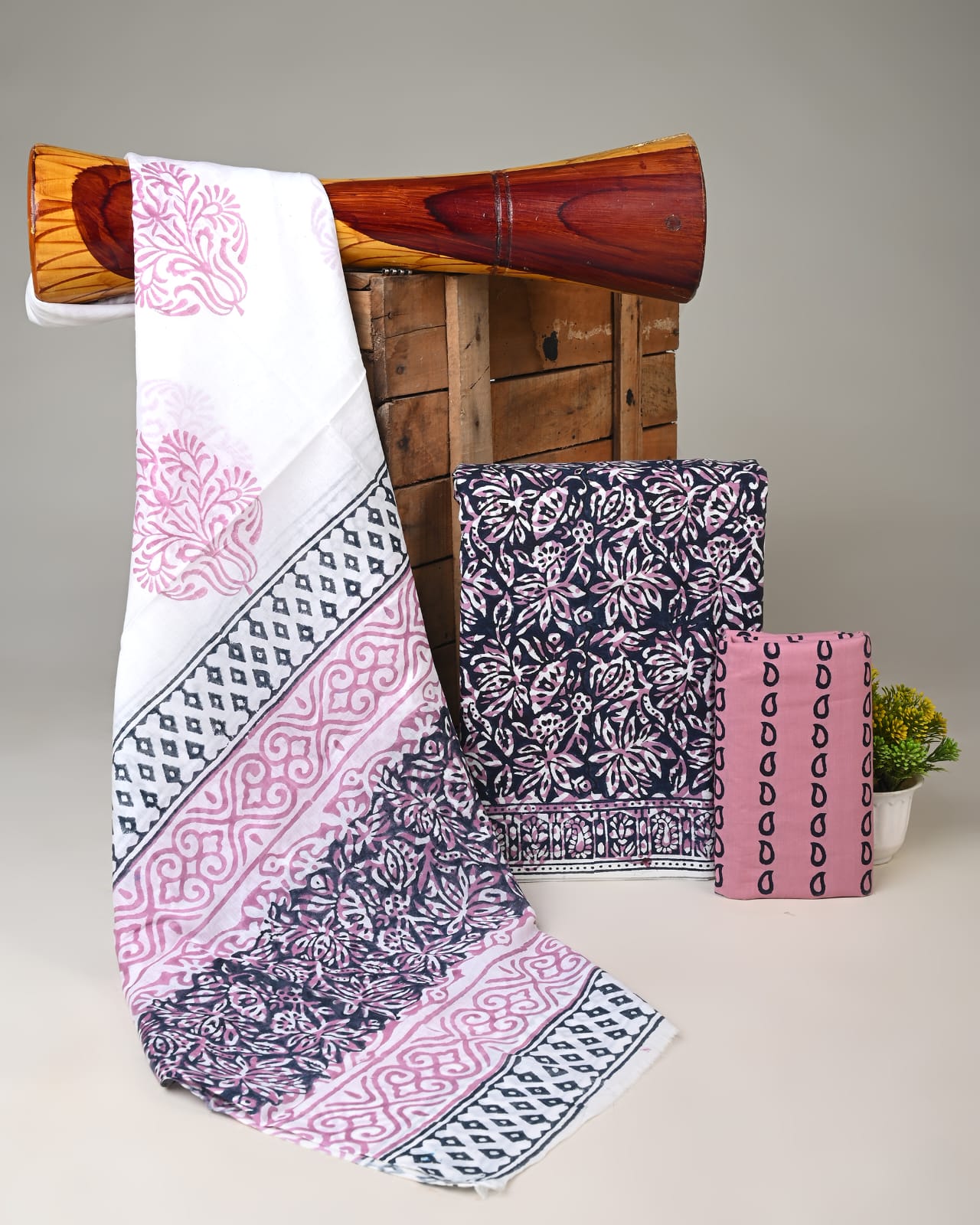 Pure Handblock Printed Jaipuri Suit With Cotton Dupta (3)