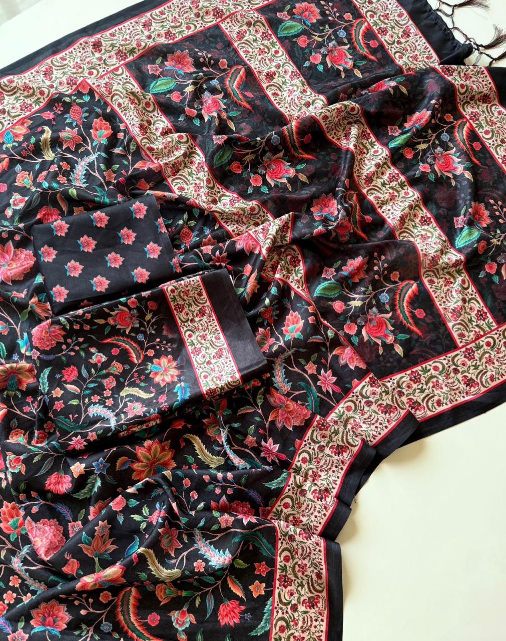 Soft Pashmina Kashmiri Digital Saree (4)