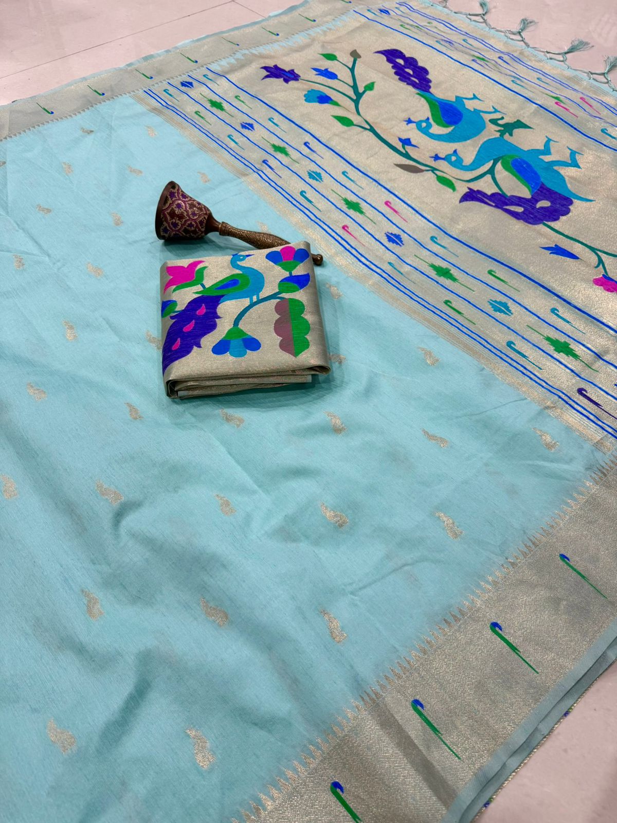 hadi Raw Silk Weaving Paithani Saree Wholesale Price (1)