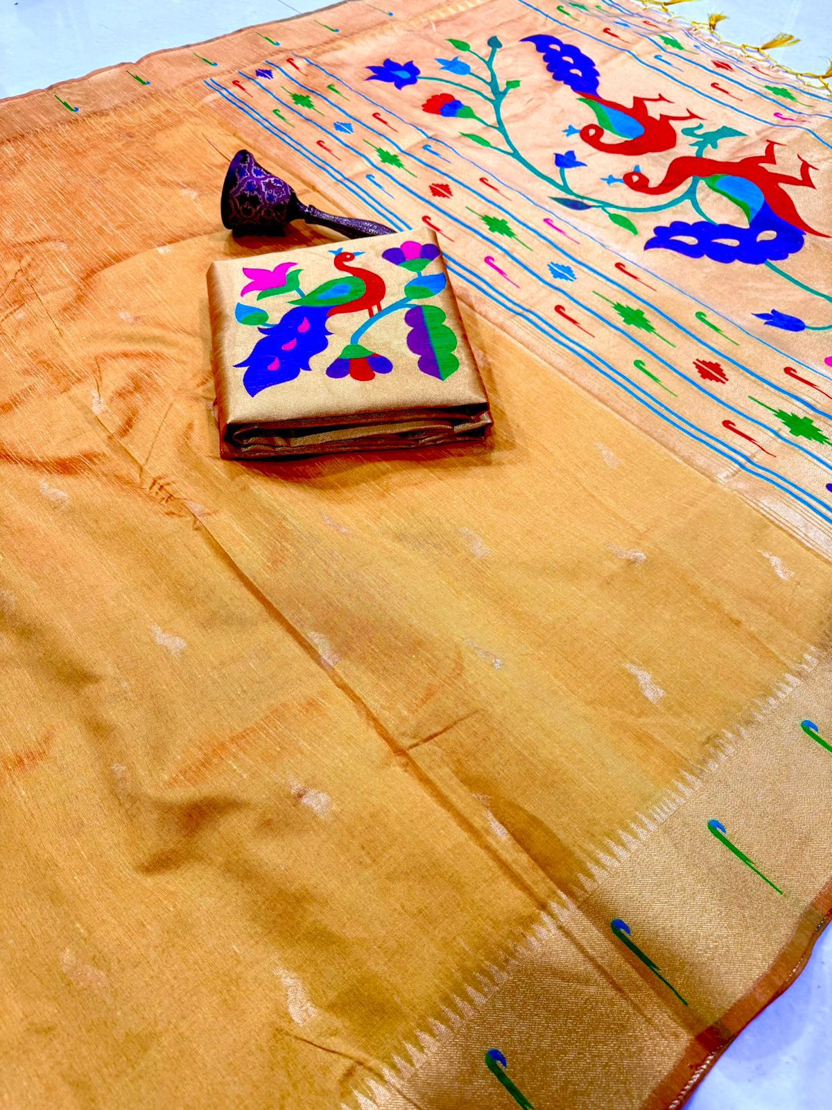 hadi Raw Silk Weaving Paithani Saree Wholesale Price (9)