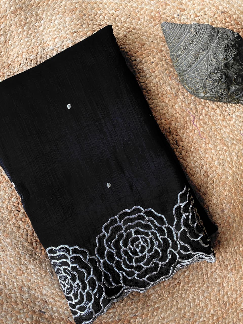 Black Crunchy Silk Saree With Designer Border Work (1)