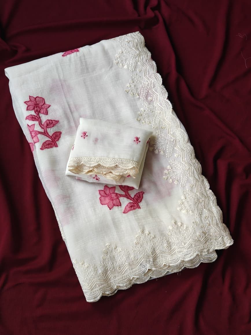 White Crunchy Silk Saree With Designer Border Work (4)