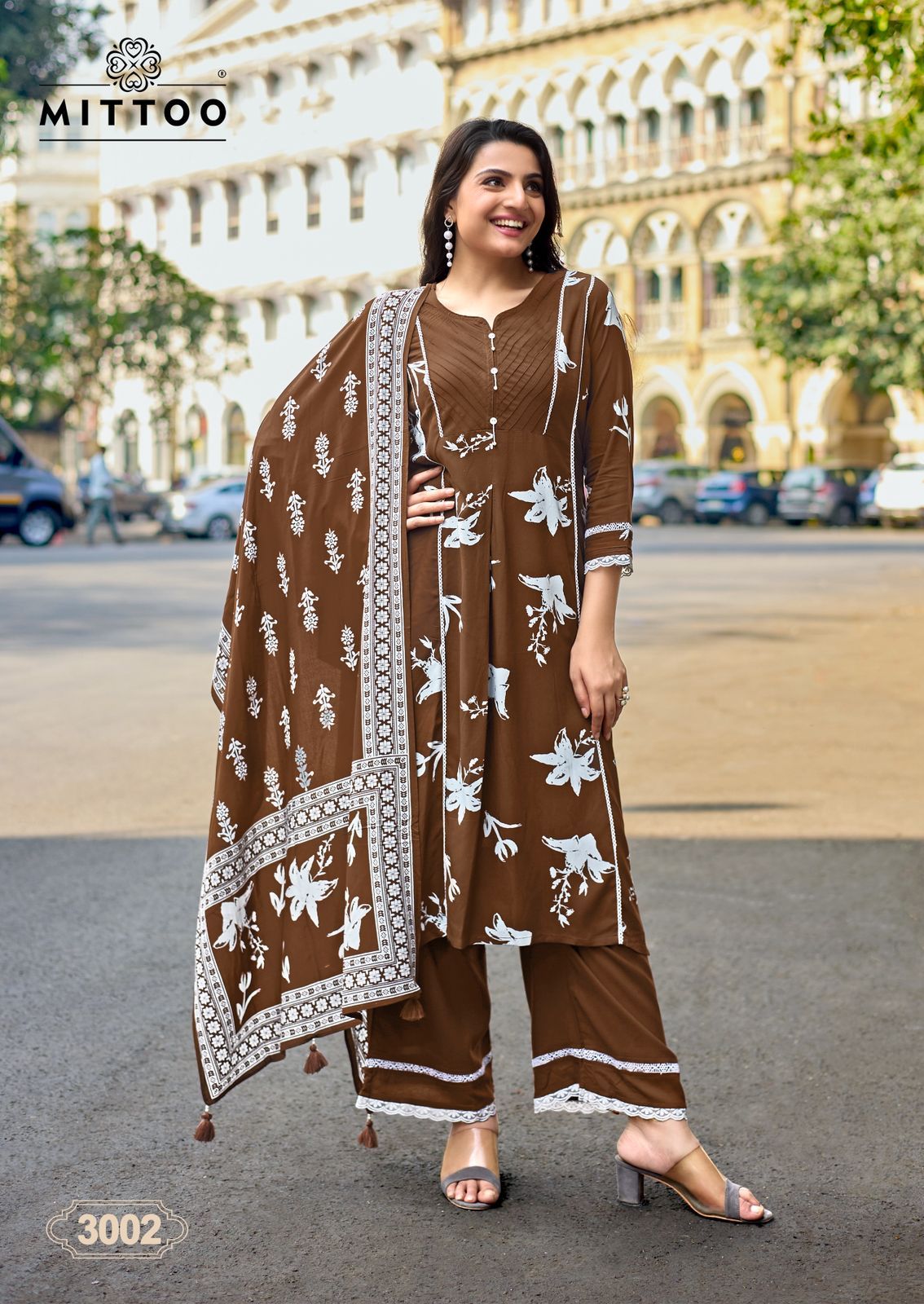 Mittoo Manvari Rayon Print Handwork Top Bottom And Dupta (7)