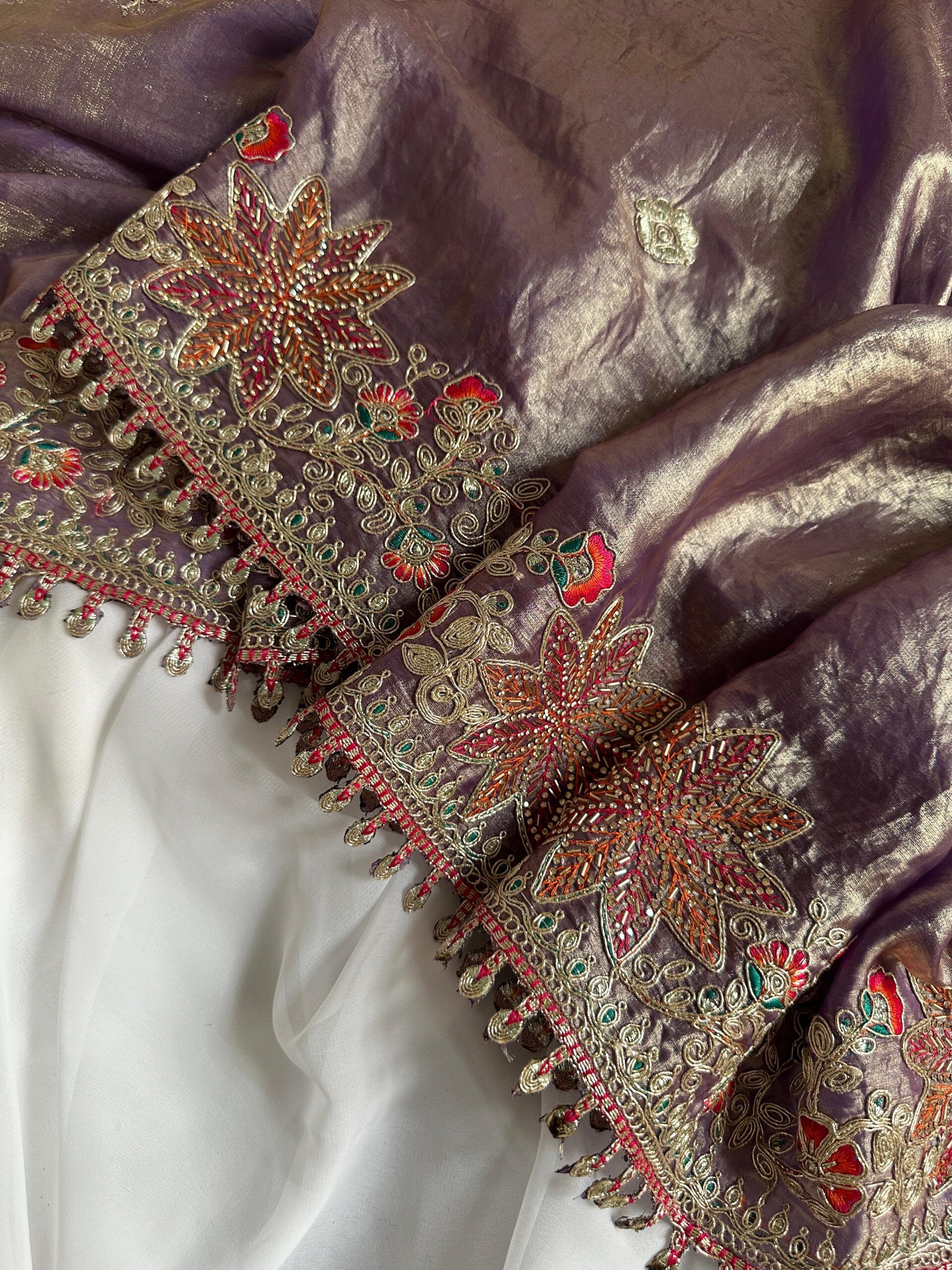 Fandy Sattin Silk Saree With Floral Border (25)