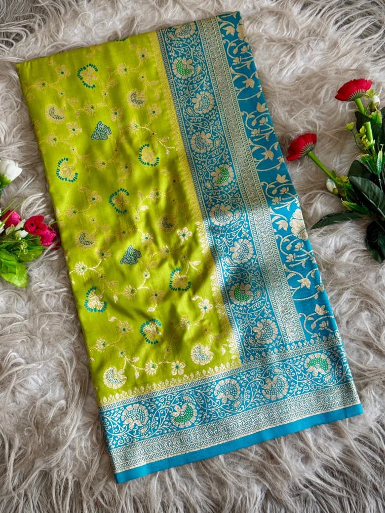 Floral Banarasi Zari Weaving Silk Saree Wholesale Price (19)