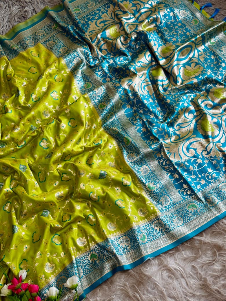 Floral Banarasi Zari Weaving Silk Saree Wholesale Price (5)