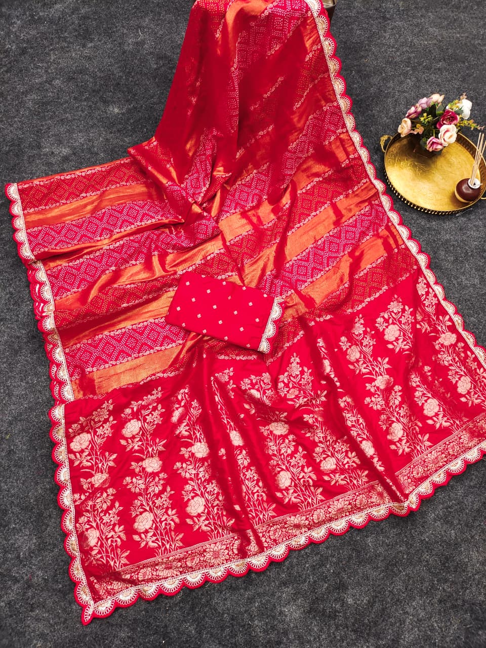 Premium Silk Blend Zari Woven Motifs Saree (12)