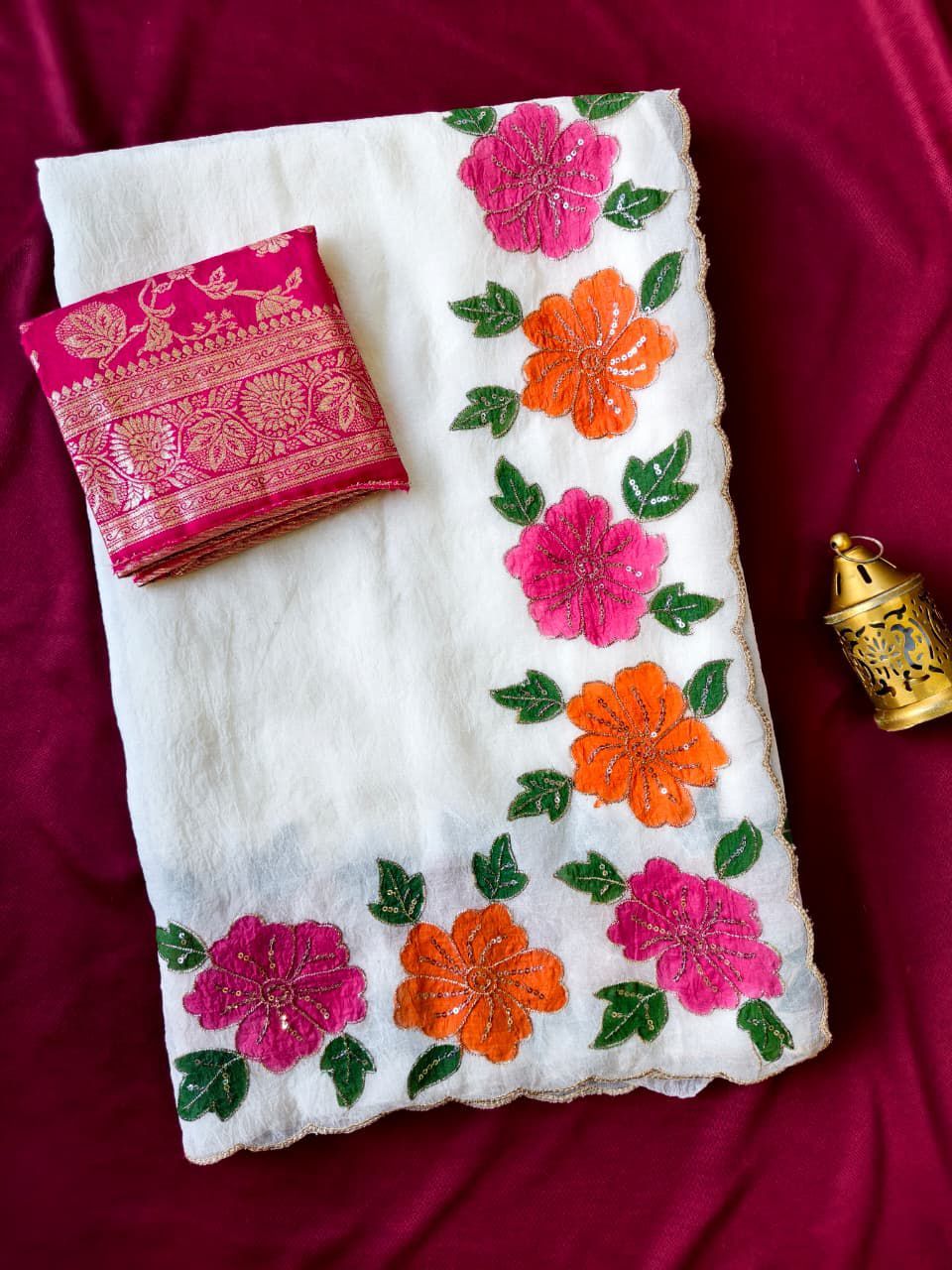 Pure Crush Hand-painted Floral Motifs Saree (2)