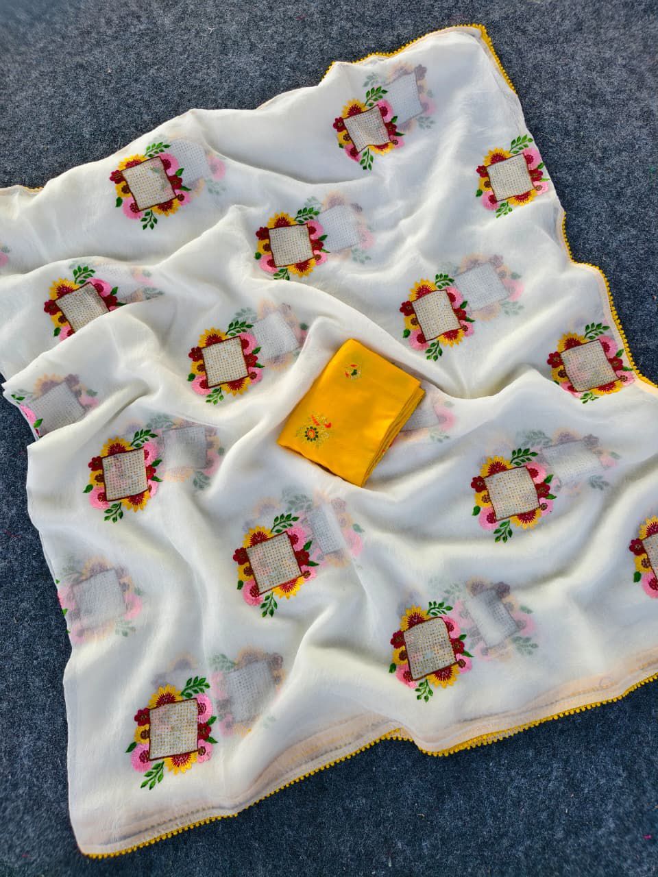 Pure Paper Crush Embroidery Saree (6)