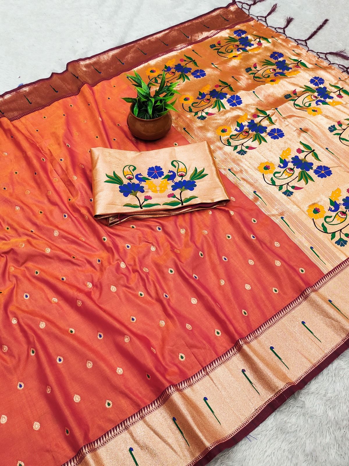 Soft Banarasi Silk Saree All-over butti weaving (21)