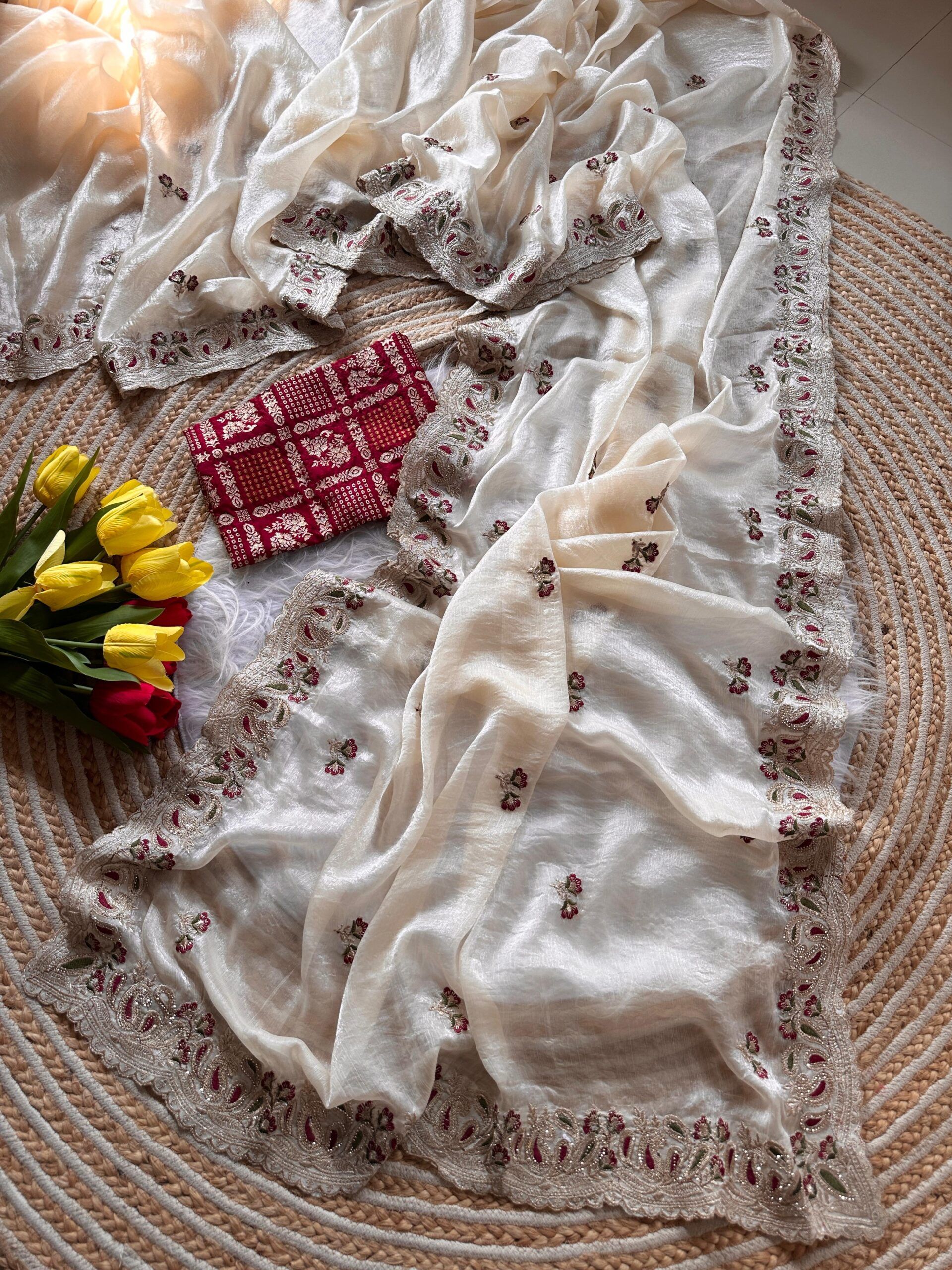 Soft Cream Shimmer Graceful Embroidery Saree (5)