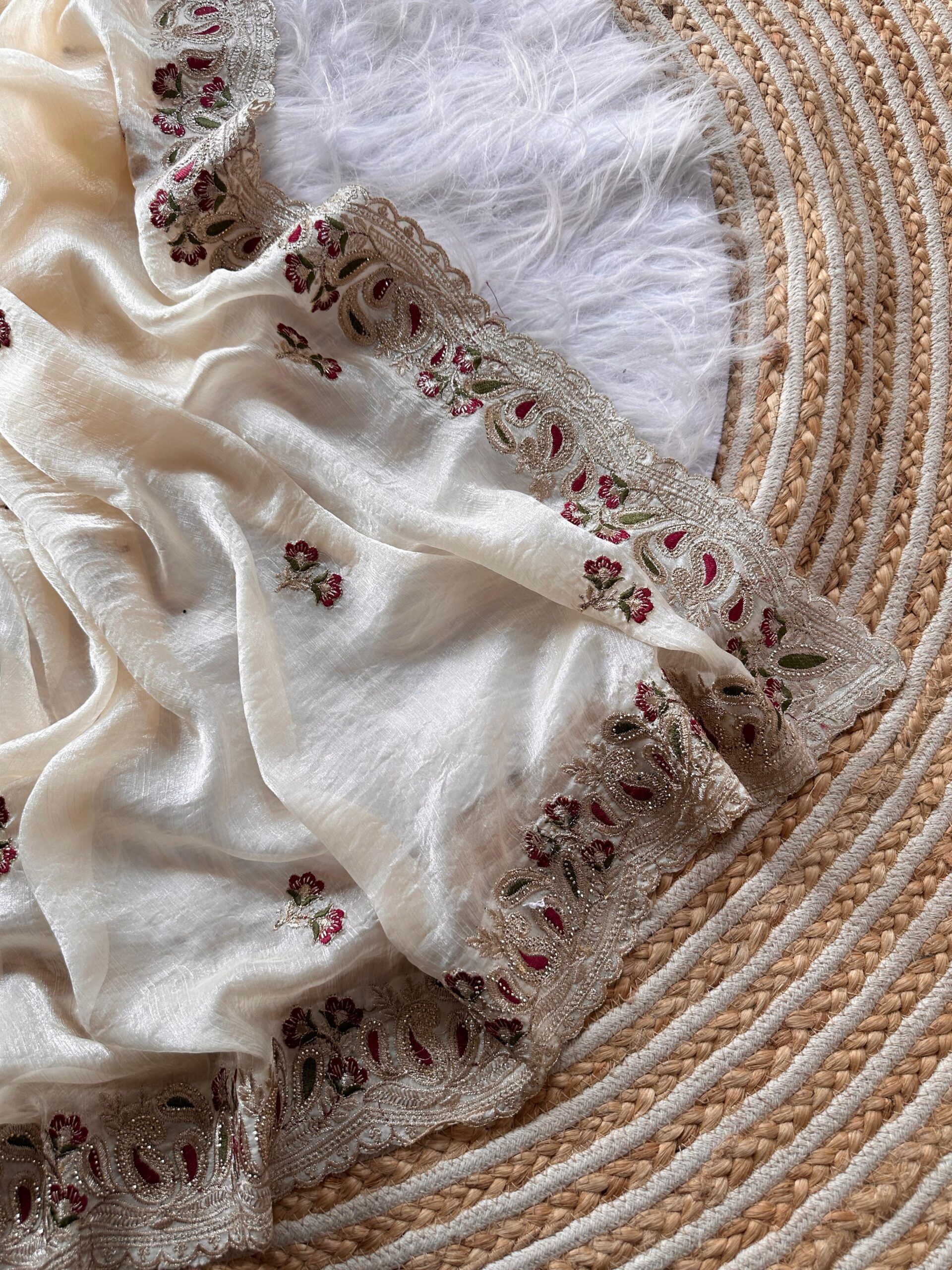 Soft Cream Shimmer Graceful Embroidery Saree (6)