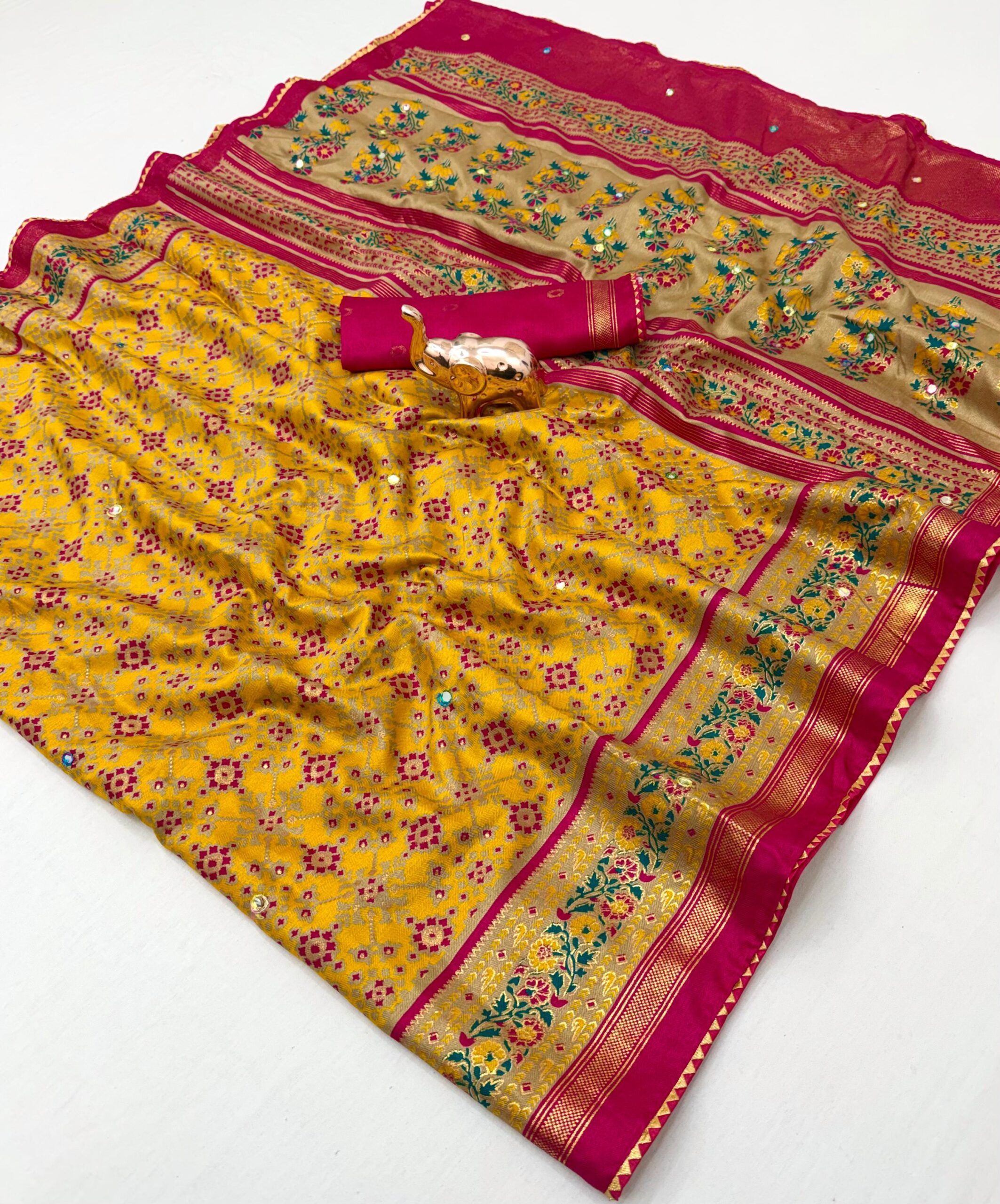 Soft Pashmina Silk Printed Saree With Patola Border (2)
