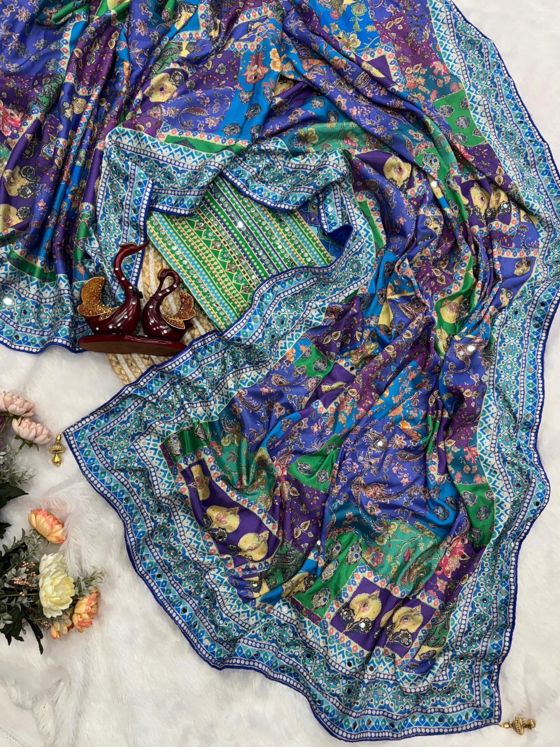 Soft Chinnon With Beautiful Print Saree (8)